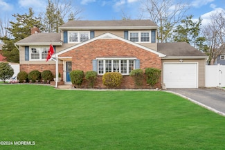 80 Shady Nook Dr, Toms River, NJ 08755