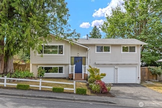 10141 NE 202nd St, Bothell, WA 98011