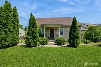 17 New Brunswick Ave, Matawan, NJ 07747
