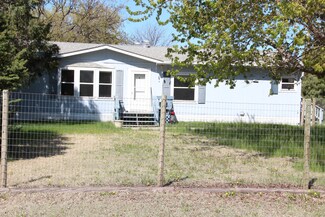 213 N Main St, White River, SD 57579