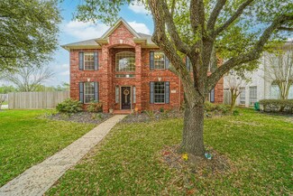 2418 Acadiana Ln, Seabrook, TX 77586