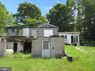 1064 Valley Forge Rd, Duncansville, PA 16635