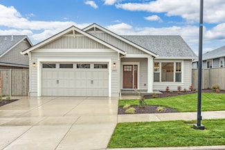 3955 Colorado Dr, Medford, OR 97504