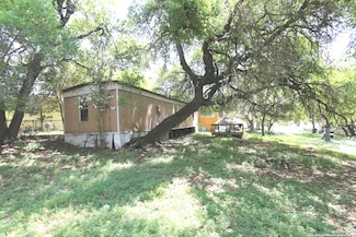 714 Wickford Way, Canyon Lake, TX 78133