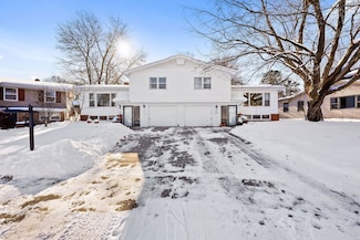 5019 Manitowoc Pkwy, Madison, WI 53705