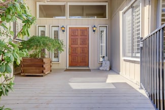 18367 Jayhawk Dr, Penn Valley, CA 95946