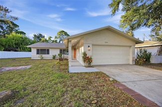 7809 Dover Ct N, Saint Petersburg, FL 33709