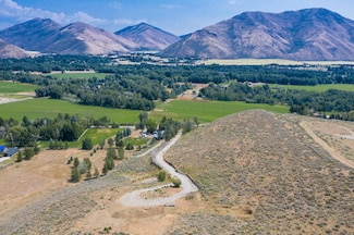 74 Townsend Gulch Rd, Bellevue, ID 83313