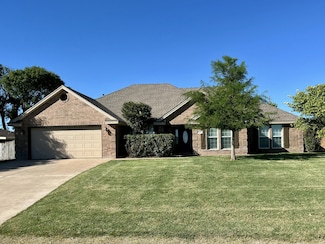 1415 Ebeling Dr, Plainview, TX 79072