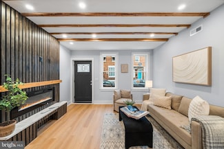 3159 Agate St, Philadelphia, PA 19134