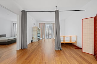 2 Shore Ln Unit 210, Jersey City, NJ 07310