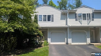 9 Meadowview Terrace, Fair Lawn, NJ 07410
