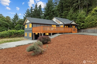 4668 W Sherman Heights Rd, Bremerton, WA 98312