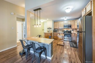 625 S Clinton St Unit 2B, Denver, CO 80247