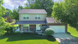 7395 Red Maple Dr Unit 1, Mount Morris, MI 48458