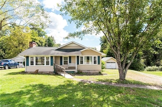 135 Ruritan Park Rd, North Wilkesboro, NC 28659