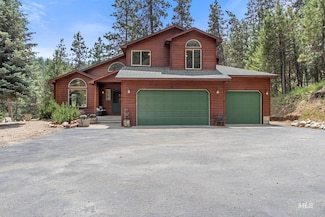 16 Meadow Ln, Boise, ID 83716