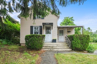 45 Carter Ave, Blackstone, MA 01504