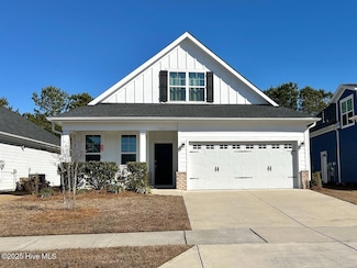 5812 Park Cir W, Leland, NC 28451