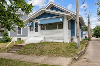 414 18th St SE, Cedar Rapids, IA 52403