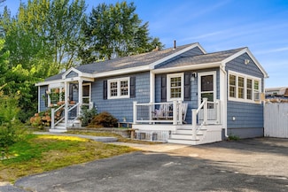 28 Janice Ave, Dracut, MA 01826
