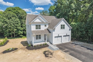 19 Lantern Ln, Shrewsbury, MA 01545