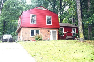 6200 Cross Creek Ln, Charlotte, NC 28212