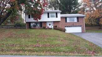716 Hillside Ave, Ligonier, PA 15658