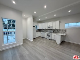 7701 Vantage Ave, Los Angeles, CA 91605