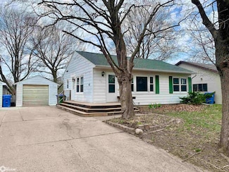712 S Oak St, Jefferson, IA 50129