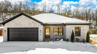 1405 Nicole Dr, North Little Rock, AR 72118