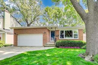 539 S Evergreen Ave, Arlington Heights, IL 60005