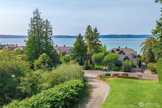 2855 SW 300th Place, Federal Way, WA 98023
