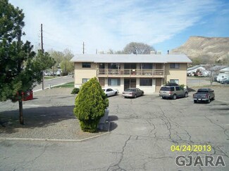 126 E 1st St, Palisade, CO 81526