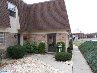 7 Alpine Ct Unit A, Reading, PA 19606