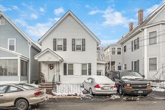 208 Mount Hope St, Lowell, MA 01854