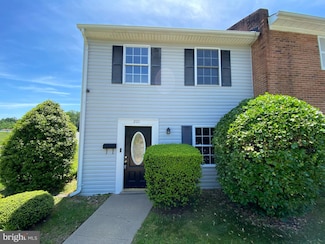 200 Brighton Square, Fredericksburg, VA 22401