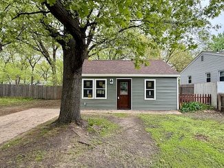 1344 Howard Ave, Muskegon, MI 49442