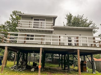 239 Cove View Dr, Trinity, TX 75862