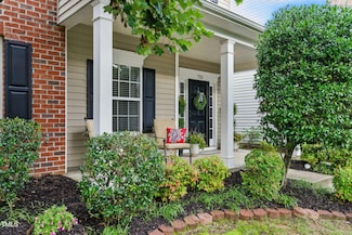 732 Keystone Park Dr, Morrisville, NC 27560