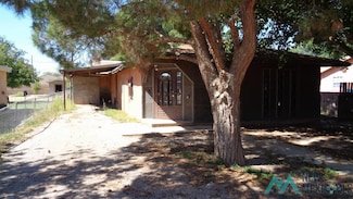 507 S 3rd St, Loving, NM 88256