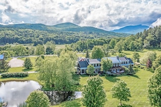 265 Landmark Ln, Stowe, VT 05672