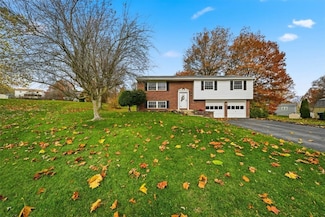 207 Cricketwood Ct, Cranberry Township, PA 16066