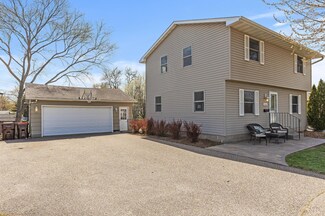 3660 70th St E, Inver Grove Heights, MN 55076