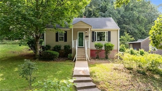 1002 Amesbury Rd, Greensboro, NC 27403