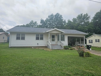 827 S Roosevelt Ave, Aurora, MO 65605
