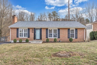 3628 Janney Ln, Roanoke, VA 24018