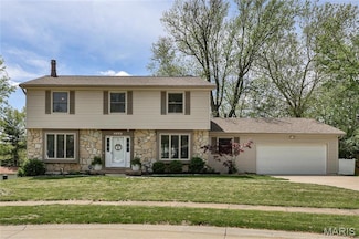 1825 Orchard Hill Dr, Chesterfield, MO 63017