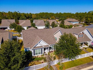 62 Nelly St, Freeport, FL 32439