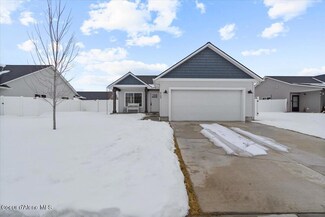 6104 W Irish Cir, Rathdrum, ID 83858